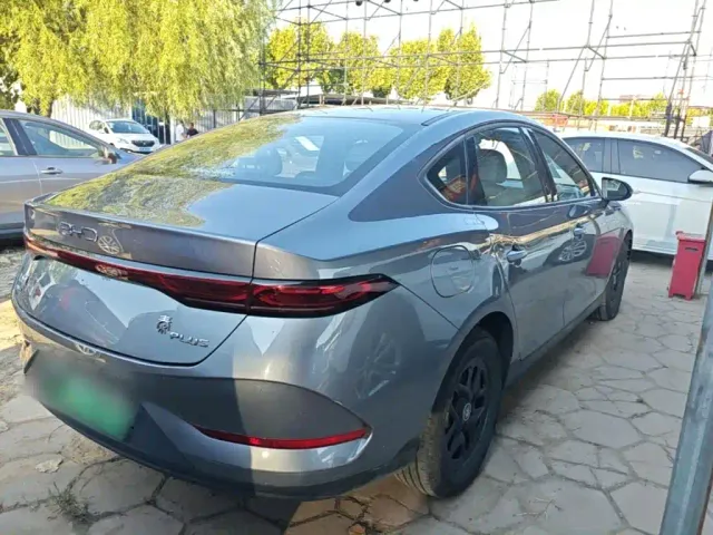 BYD Qin PLUS — Фото автомобиля 6