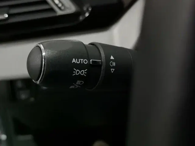 Peugeot 408 — Фото автомобиля 21
