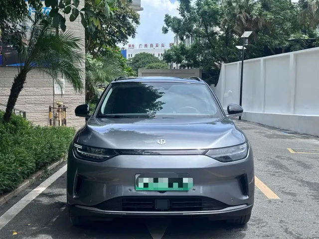Leapmotor C11 — Фото автомобиля 2