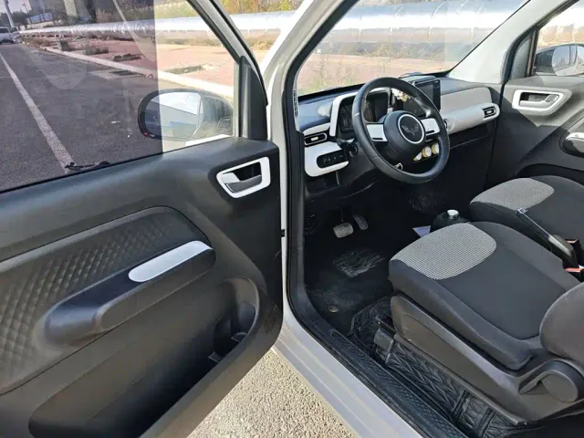 Wuling Hongguang Mini EV — Фото автомобиля 15