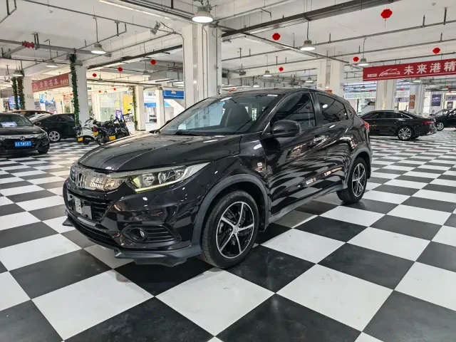 Фотография автомобиля — Honda Vezel