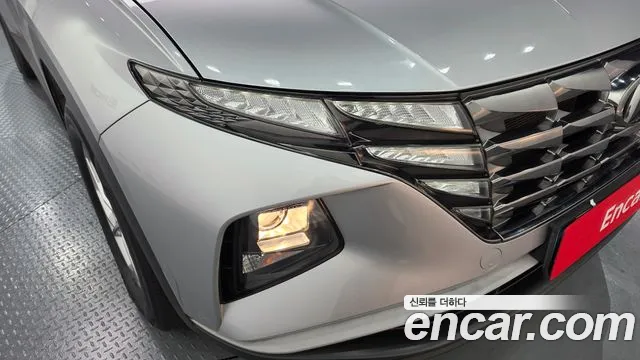 Hyundai Tucson Tucson (NX4) Дизель 2.0 2WD — Фото автомобиля 22