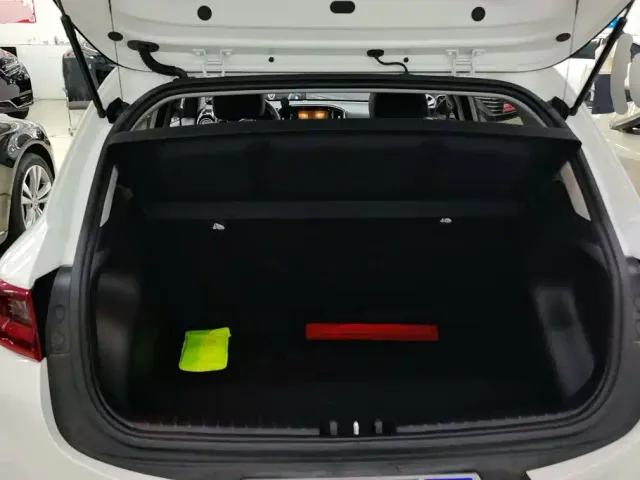 Kia KX1 2021 1.4L CVT Sunroof Version — Фото автомобиля 4