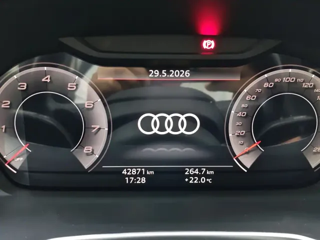 Audi Q3 — Фото автомобиля 13