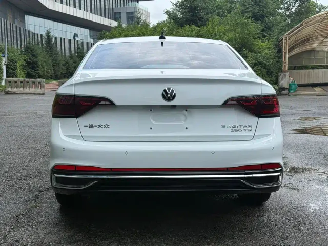 Volkswagen Sagitar — Фото автомобиля 21