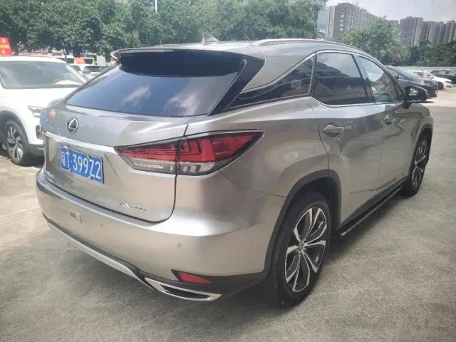 Lexus RX — Фото автомобиля 4