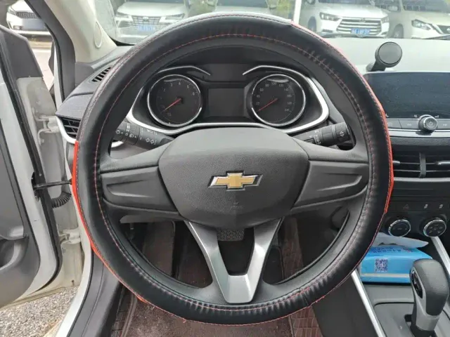 Chevrolet Cavalier — Фото автомобиля 6