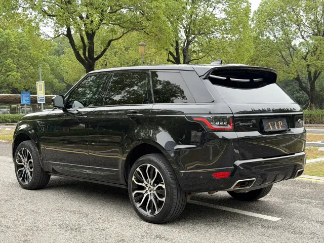 Land Rover Range Rover Sport — Фото автомобиля 24