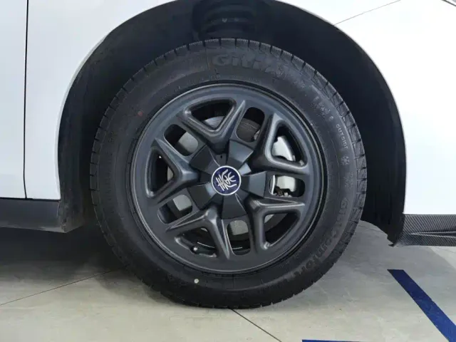 BYD Qin PLUS — Фото автомобиля 6