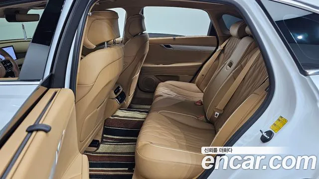 Genesis G80 RG3 — Фото автомобиля 12