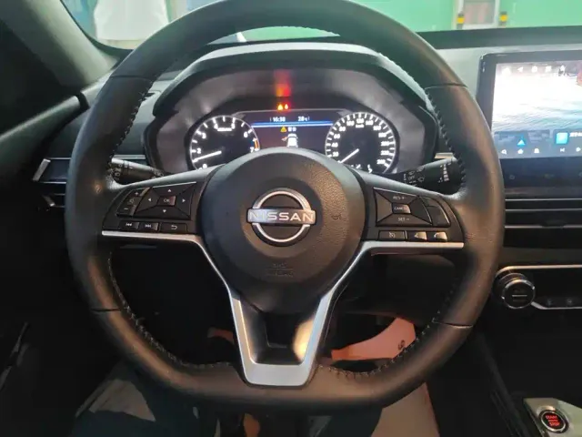 Nissan Teana — Фото автомобиля 15