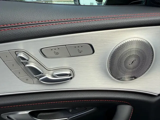 Mercedes-Benz E-Class AMG — Фото автомобиля 9