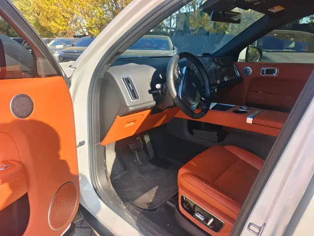 Li Auto L7 — Фото автомобиля 2