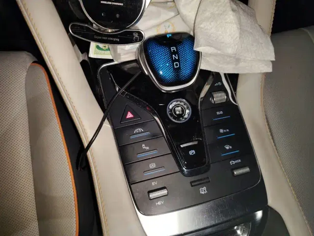 BYD Song PLUS — Фото автомобиля 10