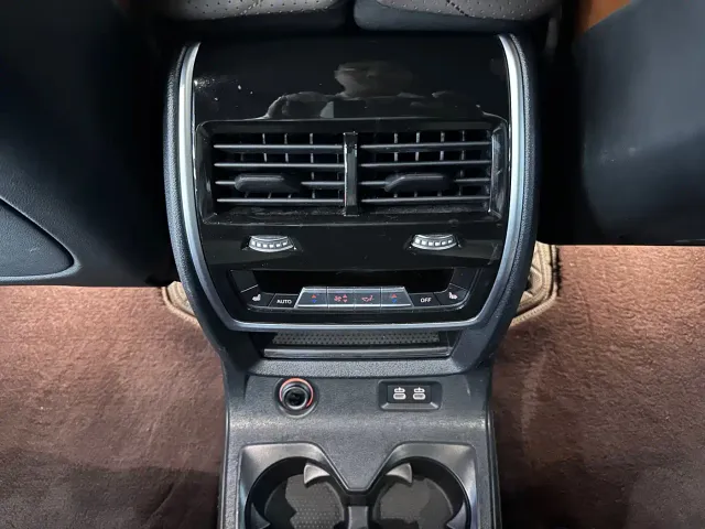 BMW X7 — Фото автомобиля 12