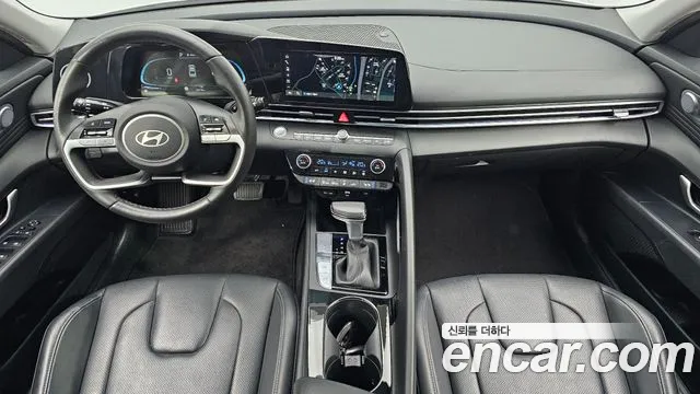 Hyundai Avante CN7 — Фото автомобиля 7