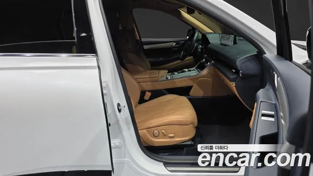Genesis GV80 — Фото автомобиля 16