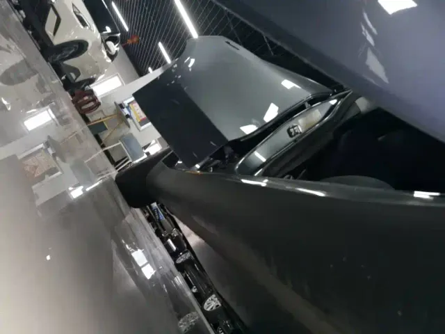 Tesla Model Y — Фото автомобиля 20