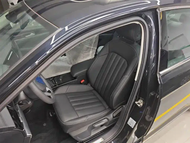 Volkswagen Passat — Фото автомобиля 14