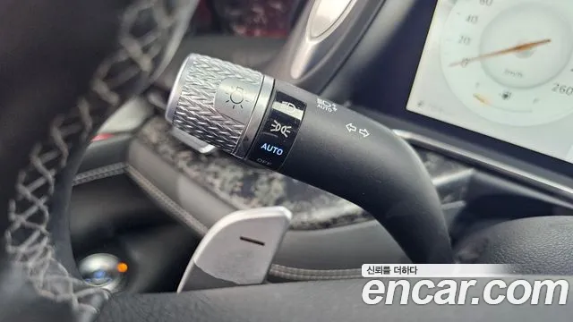 Genesis G90 Бензин 3.5 турбо AWD — Фото автомобиля 25