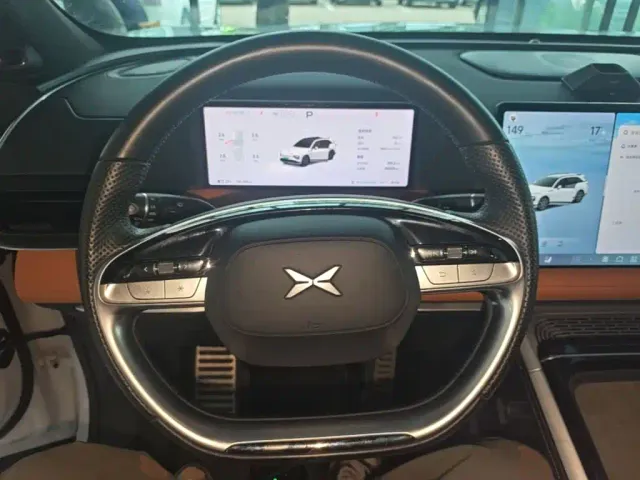 Xpeng G9 — Фото автомобиля 10