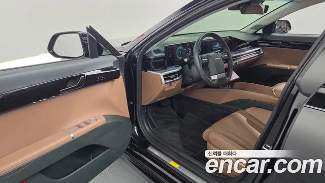 Hyundai Grandeur GN7 — Фото автомобиля 15
