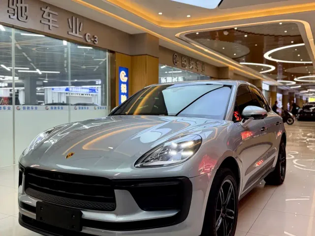 Porsche Macan — Фото автомобиля 2