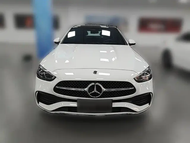 Mercedes-Benz C-Class — Фото автомобиля 4