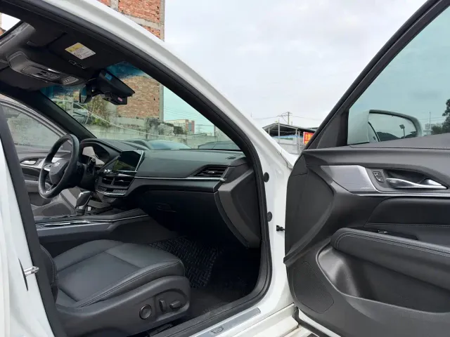 Cadillac CT4 — Фото автомобиля 12