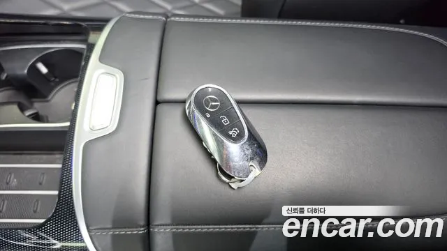 Mercedes-Benz S-Class — Фото автомобиля 21