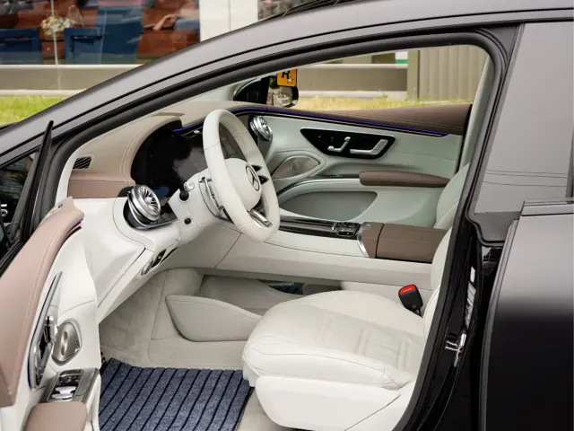 Mercedes-Benz EQS AMG — Фото автомобиля 11