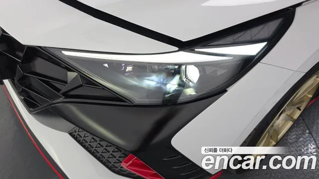 Hyundai AVANTE — Фото автомобиля 23