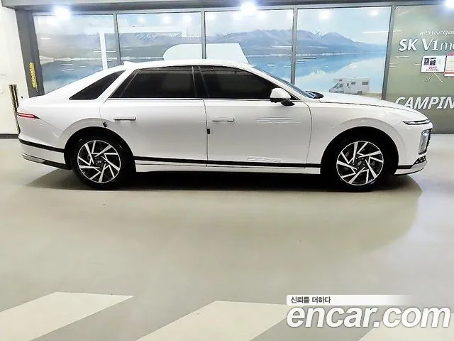 Hyundai Grandeur GN7 — Фото автомобиля 3