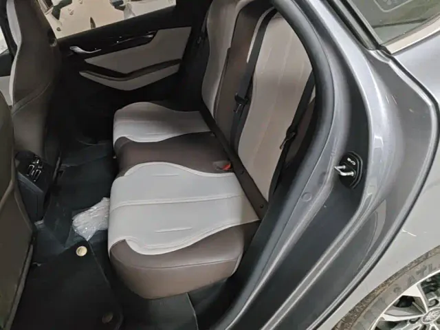 BYD Qin PLUS — Фото автомобиля 16