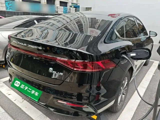 BYD Qin PLUS — Фото автомобиля 6
