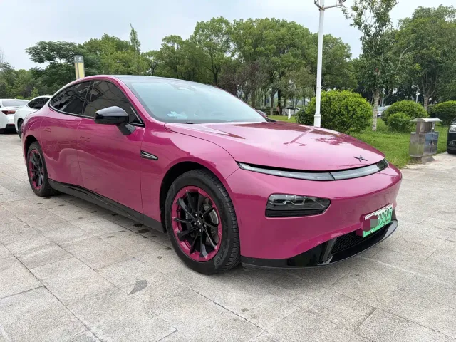 Xpeng P7 — Фото автомобиля 3
