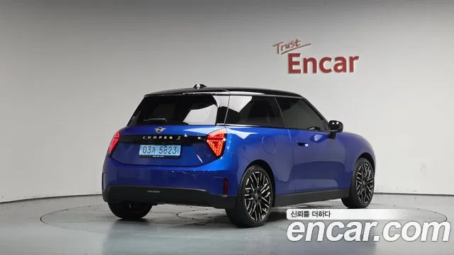 MINI Cooper — Фото автомобиля 2