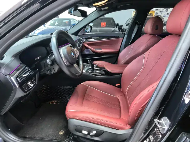 BMW 5 Series — Фото автомобиля 5