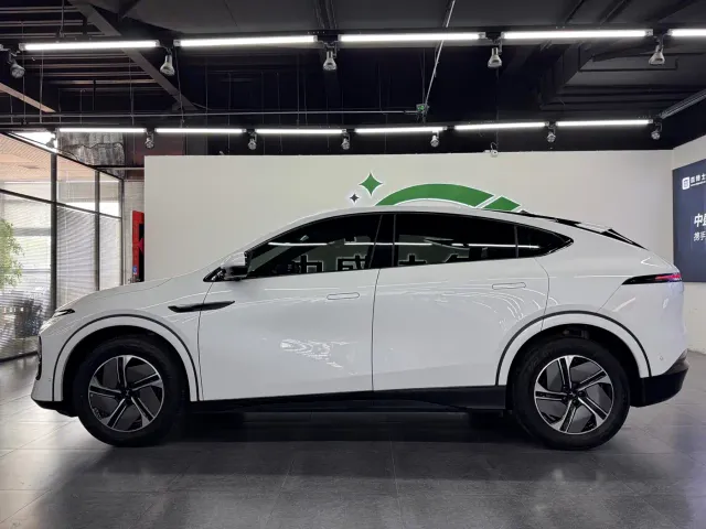 Xpeng G6 — Фото автомобиля 3