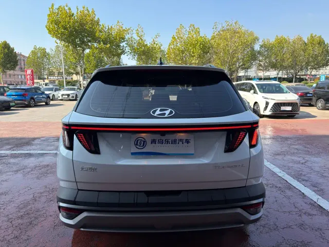 Hyundai Tucson — Фото автомобиля 5