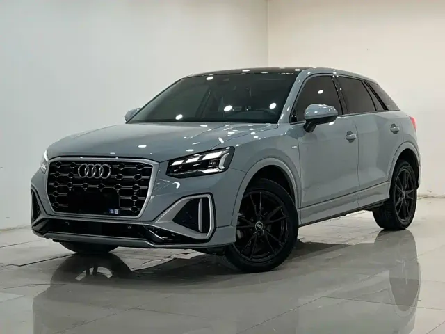 Фотография автомобиля — Audi Q2L