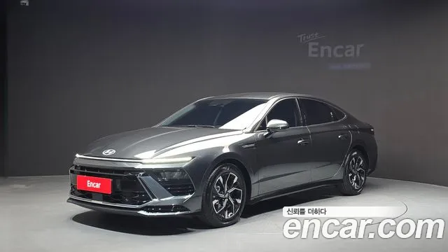 Фотография автомобиля — Hyundai Sonata DN8