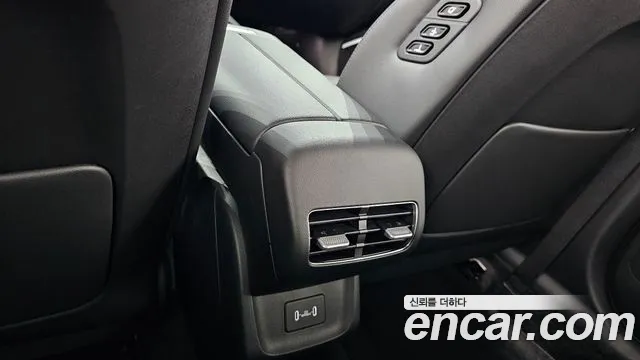 Hyundai Grandeur GN7 — Фото автомобиля 19