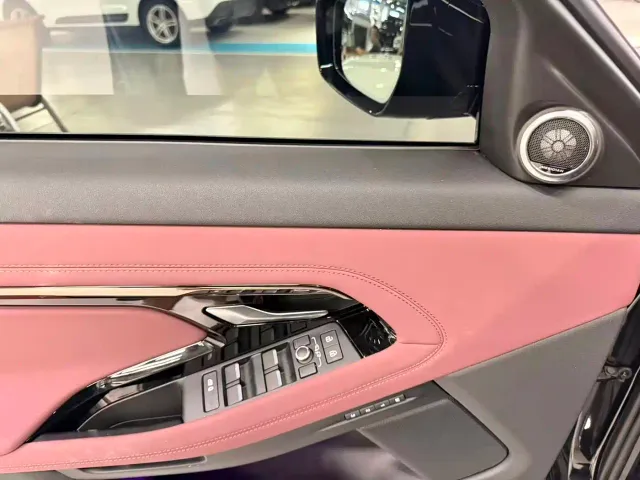 Land Rover Range Rover Evoque — Фото автомобиля 6