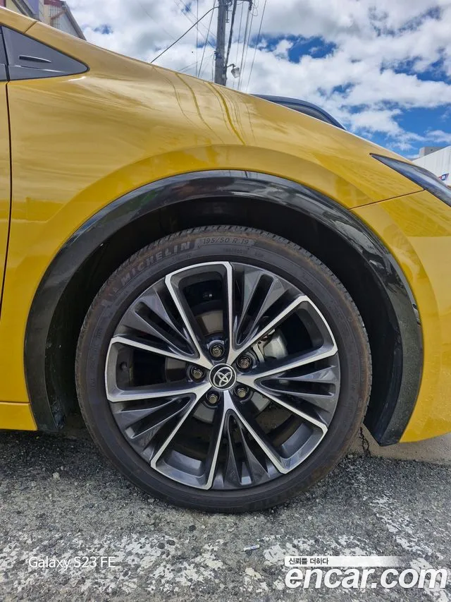 Toyota Prius — Фото автомобиля 6