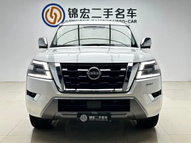 Nissan Patrol — Фото автомобиля 2