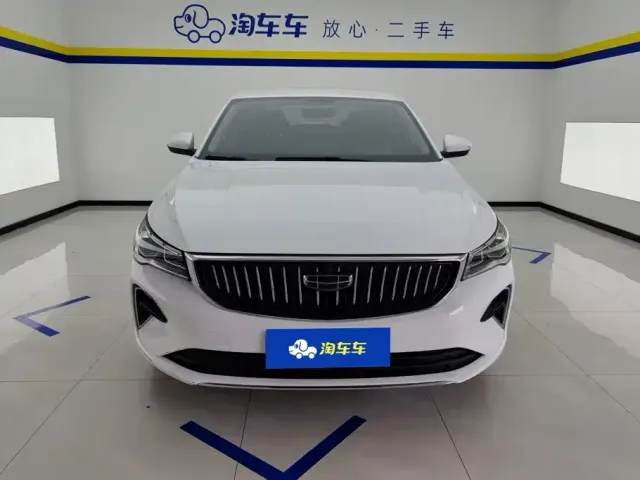 Geely Emgrand — Фото автомобиля 2