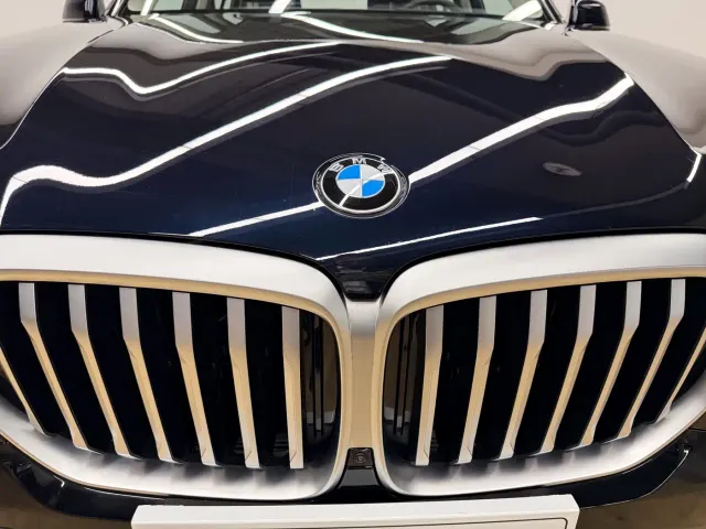 BMW X5 — Фото автомобиля 8