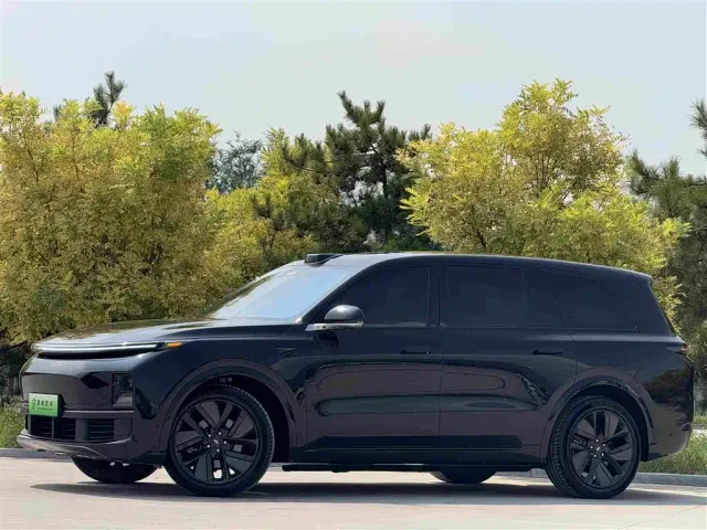 Фотография автомобиля — Li Auto L9