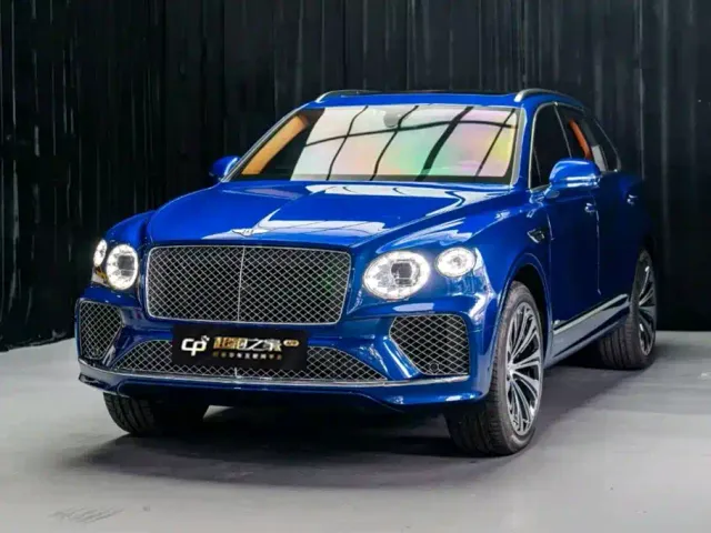 Фотография автомобиля — Bentley Bentayga